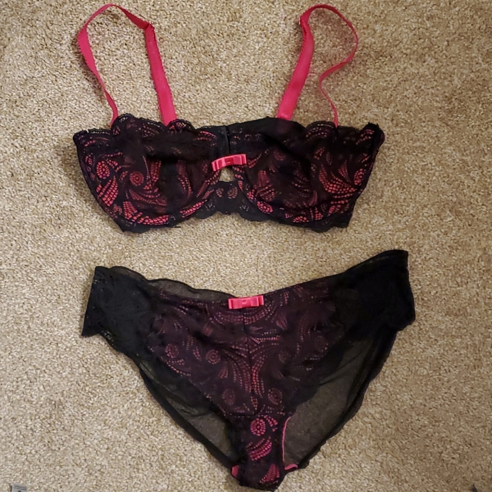 Adore Me Bra and Panties Set
